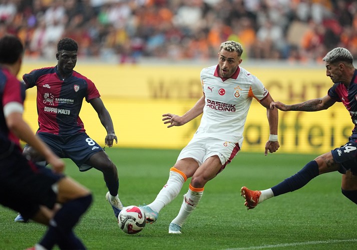 Okan Buruk yönetimindeki son şampiyon Galatasaray, Avusturya kampında çıktığı son hazırlık karşılaşmasında Serie A ekiplerinden Cagliari'yi mağlup etti. Geriye düşmesine rağmen sahadan 3-1 galip ayrılan Sarı-Kırmızılı ekip, Avusturya kampını 3'te 3 yaparak tamamladı. 