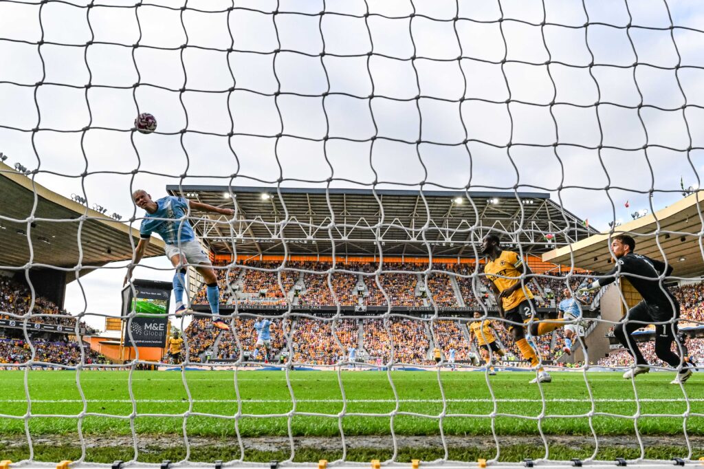 Wolverhampton, Manchester City, Haaland