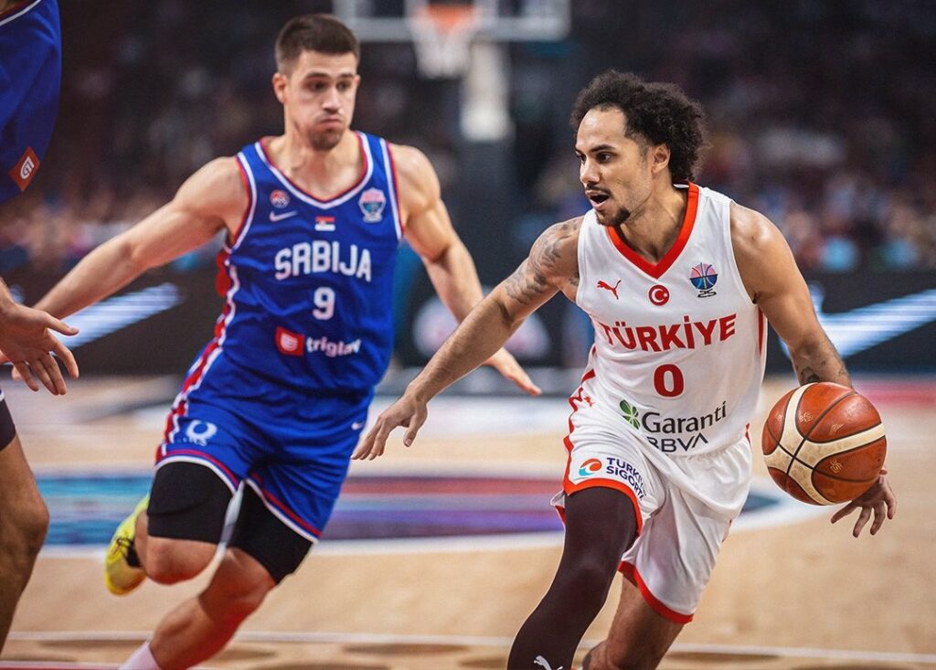 Shane Larkin, 12 Dev Adam, Basketbol