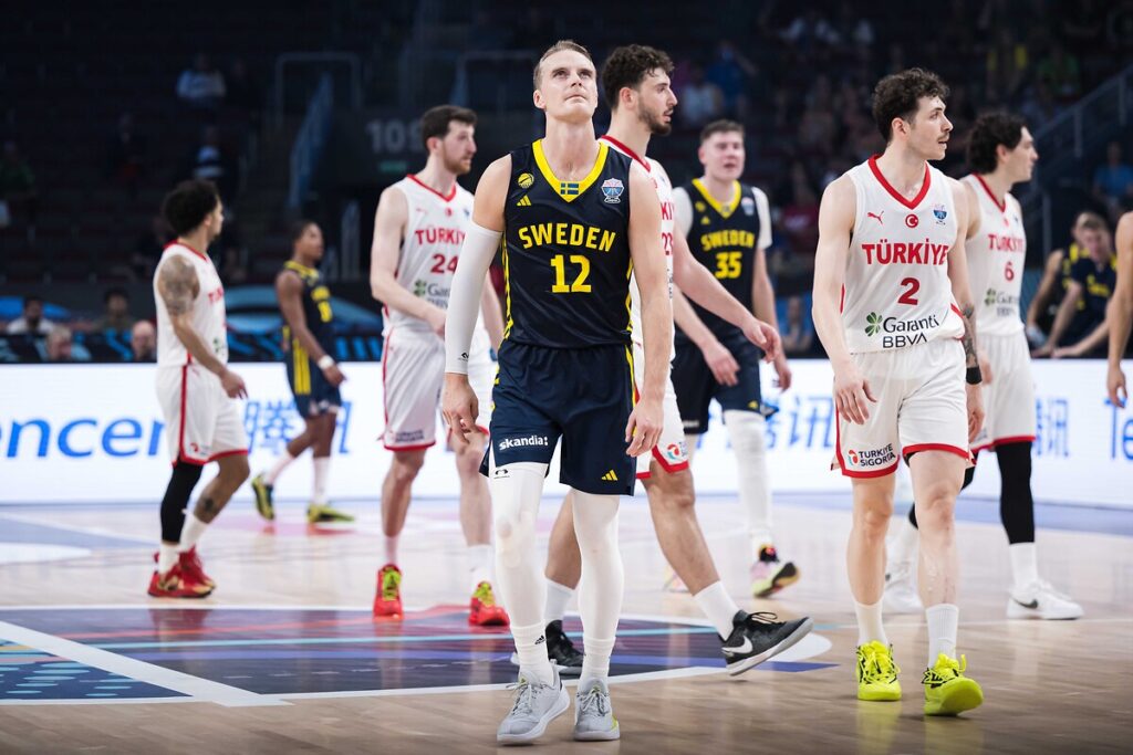 12 Dev Adam, 2025 Avrupa Basketbol Şampiyonası