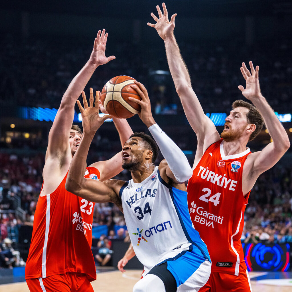 12 Dev Adam, Türkiye, Basketbol, Avrupa Basketbol Şampiyonası, Ercan Osmani