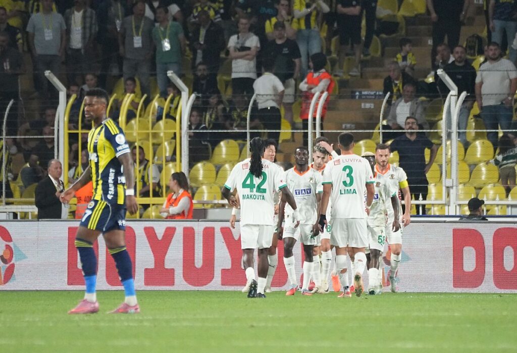 Fenerbahçe, Alanyaspor