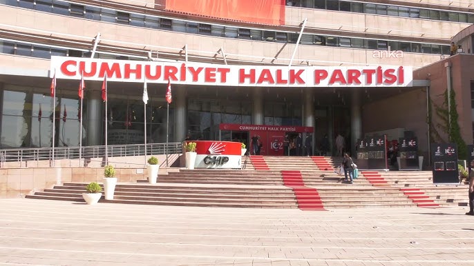 CHP’de 6 isim disipline sevk edildi