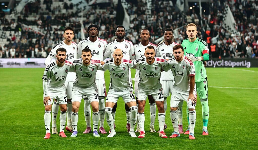 Beşiktaş, Kocaelispor maçına bu ilk 11 ile başladı. 