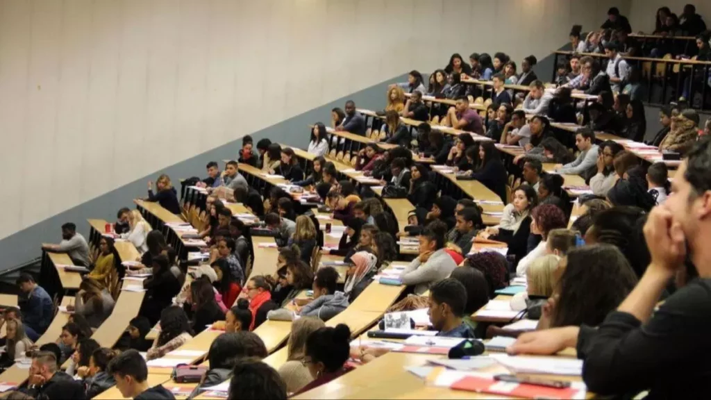 YÖK Başkanı: Üniversite eğitim süresi kısalacak