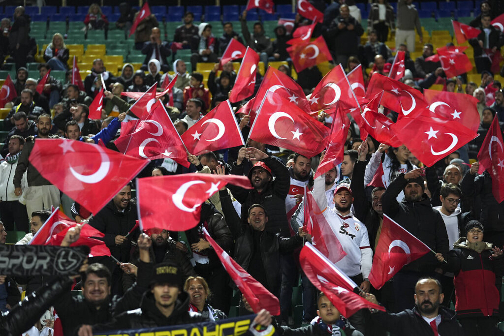 Türk taraftarlar, gurbetçi taraftarlar