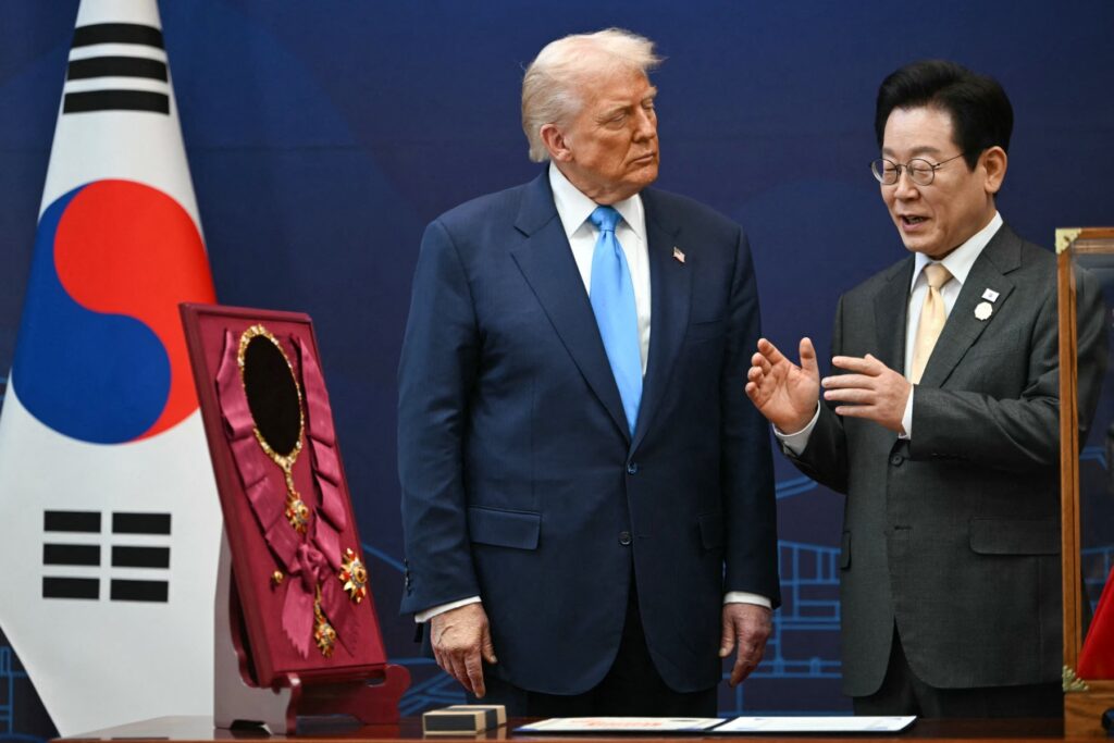 Trump Güney Kore’de 1 koydu 5 aldı: Nükleer denizlatı karşılığında ABD’ye 950 milyar dolar yatırım