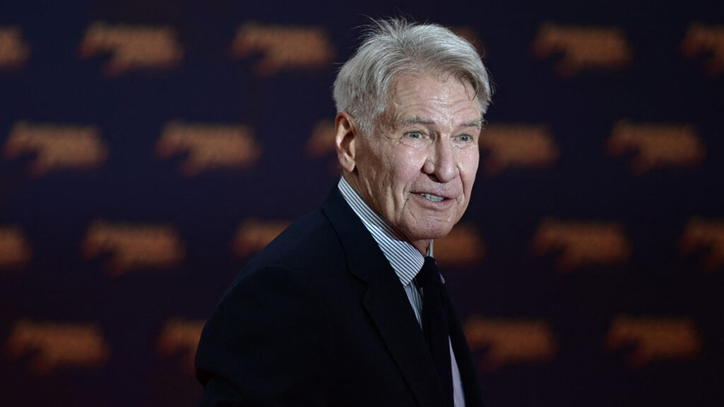 Ünü yıldız Harrison Ford, Trump’a sert çıktı: Dünya cehenneme dönerken servetine servet katıyor