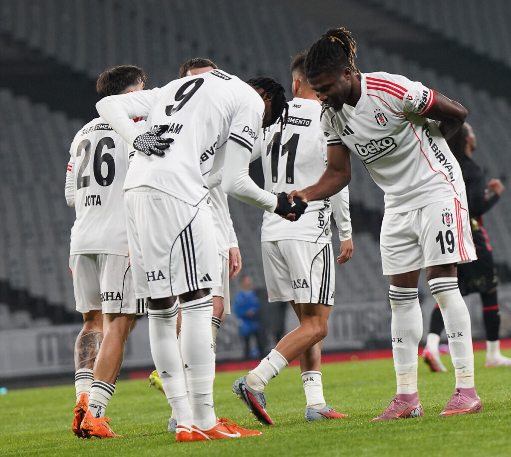 Beşiktaş, El Bilal Toure, sevinç