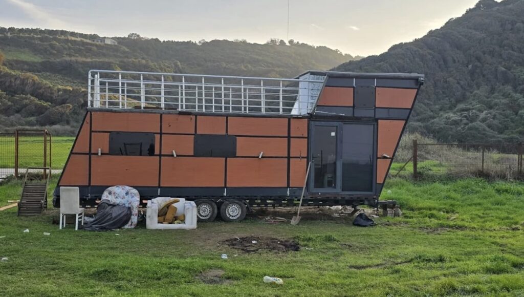 1 milyon 200 bin liralık ev çalındı