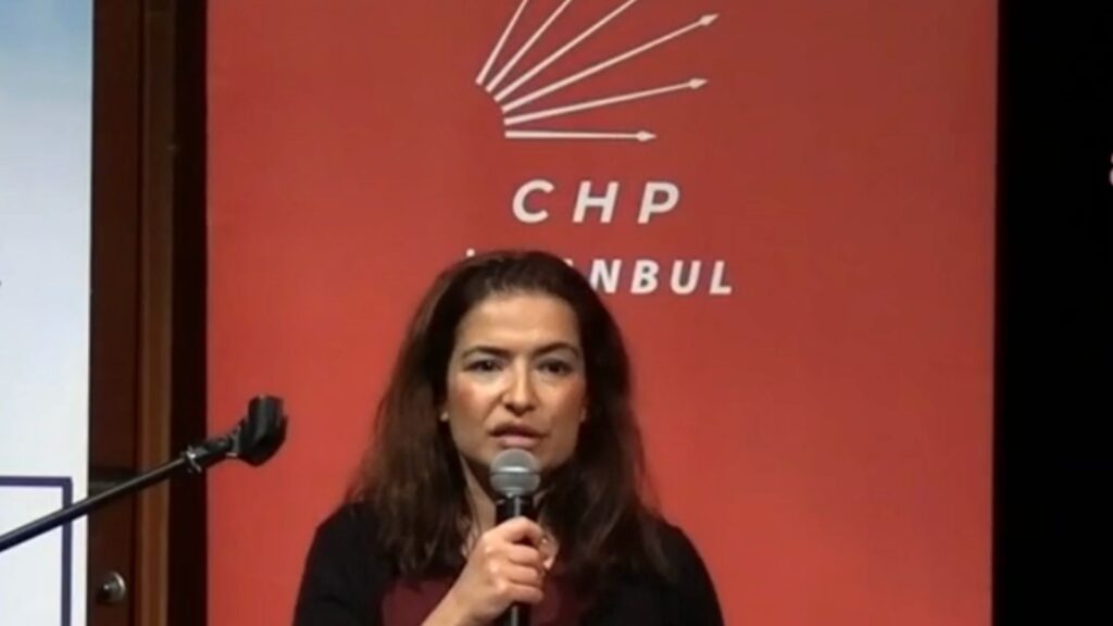 Sanatçı Eda Saraç, bir ay tutuklu kaldığı Bakırköy Kadın Kapalı Cezaevi’ni anlattı