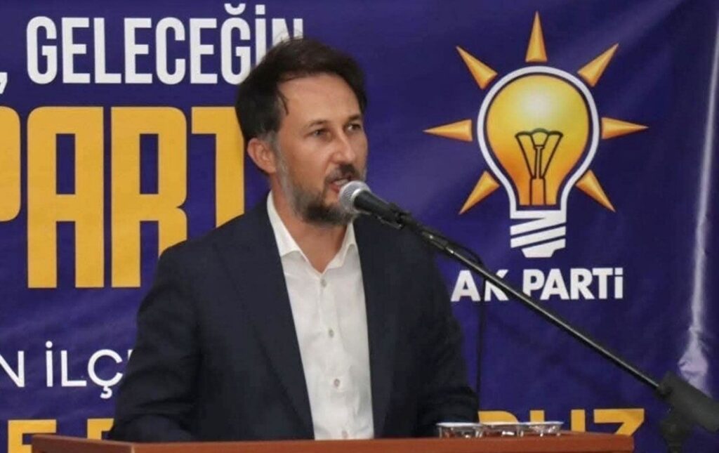 AKP Gediz İlçe Başkanı Osman Yılmaz istifa etti