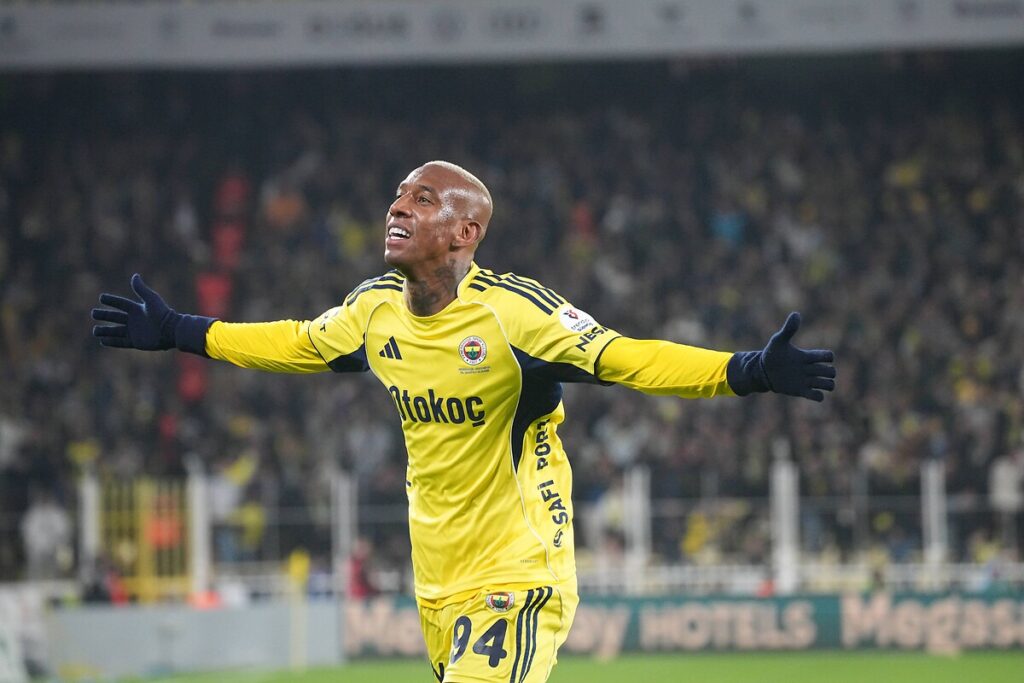 Talisca, Fenerbahçe