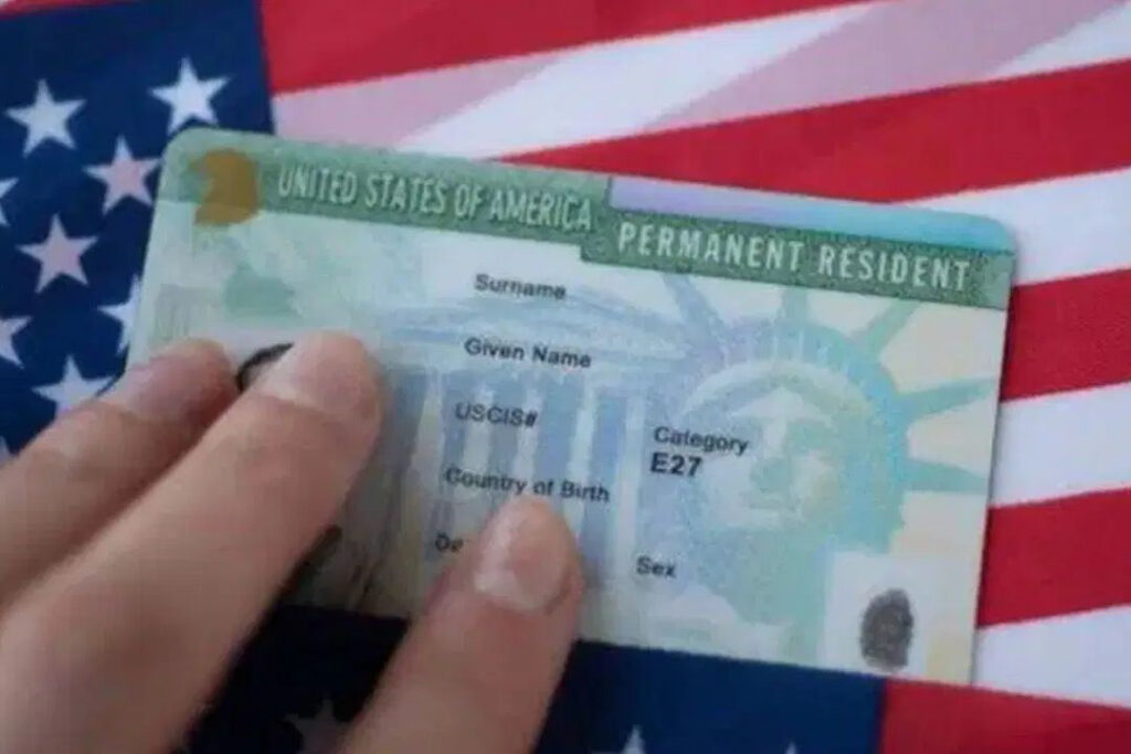 ABD, Green Card çekilişini süresiz askıya aldı