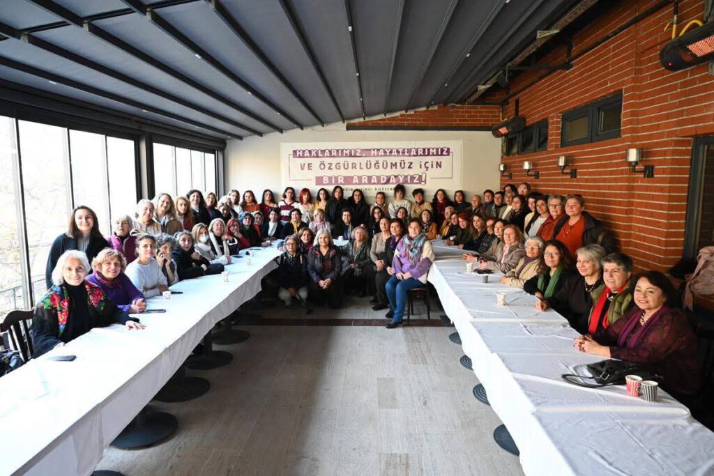 Kadın örgütleri: ‘Aile Yılı’ denerek kadınlar eve hapsediliyor