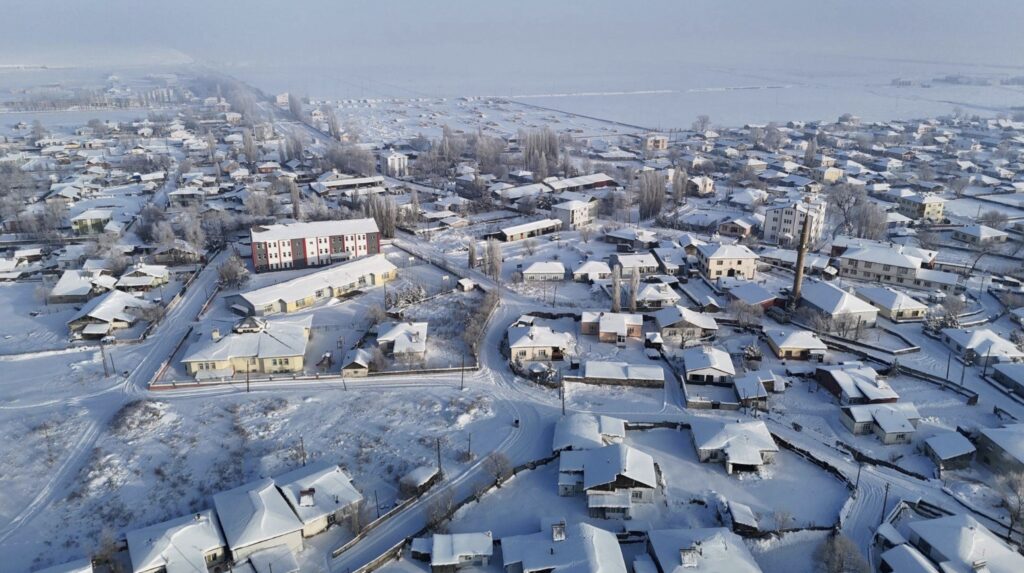 Ardahan’da hava sıcaklığı -40’ı düştü