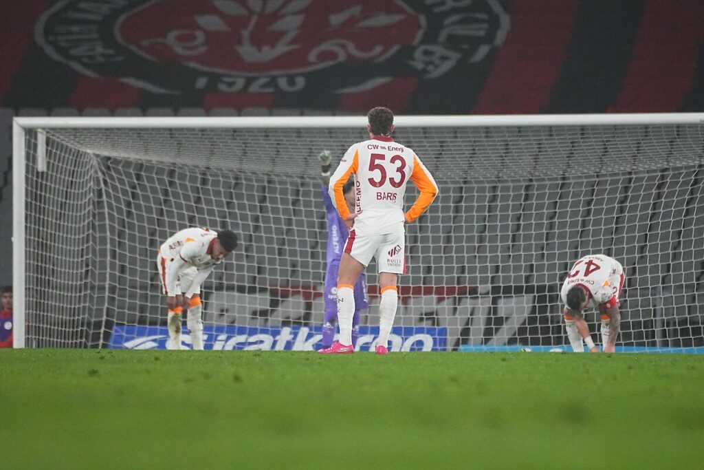 Galatasaray, Karagümrük, üzüntü