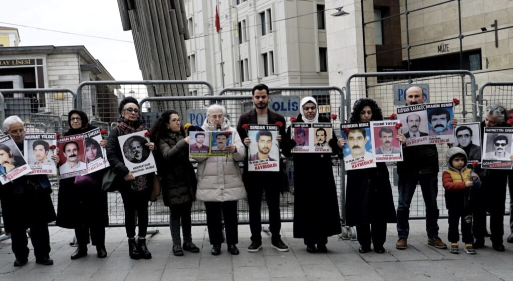 Cumartesi Anneleri’nden Serdar Tanış ve Ebubekir Deniz adalet çağrısı