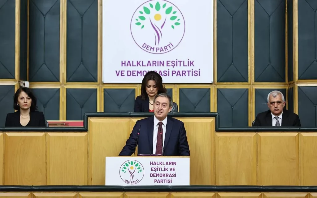 Bakırhan: Kürtler sahada hayatını riske atıp masada yok sayılmaya itiraz ediyor