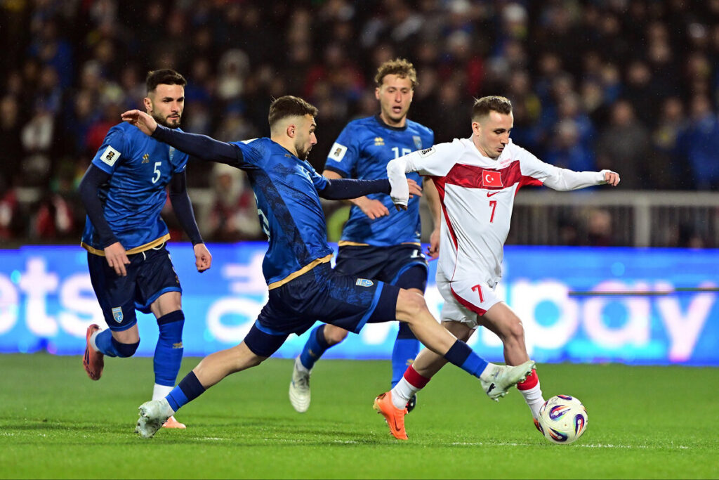 Kosova'yı yenen A Milli Takım, 24 yıl sonra Dünya Kupası'nda . k